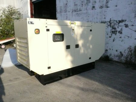 PERKINS DIESEL GENERATOR 88KVA